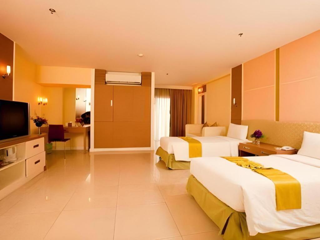Clef Hotel 방콕 외부 사진